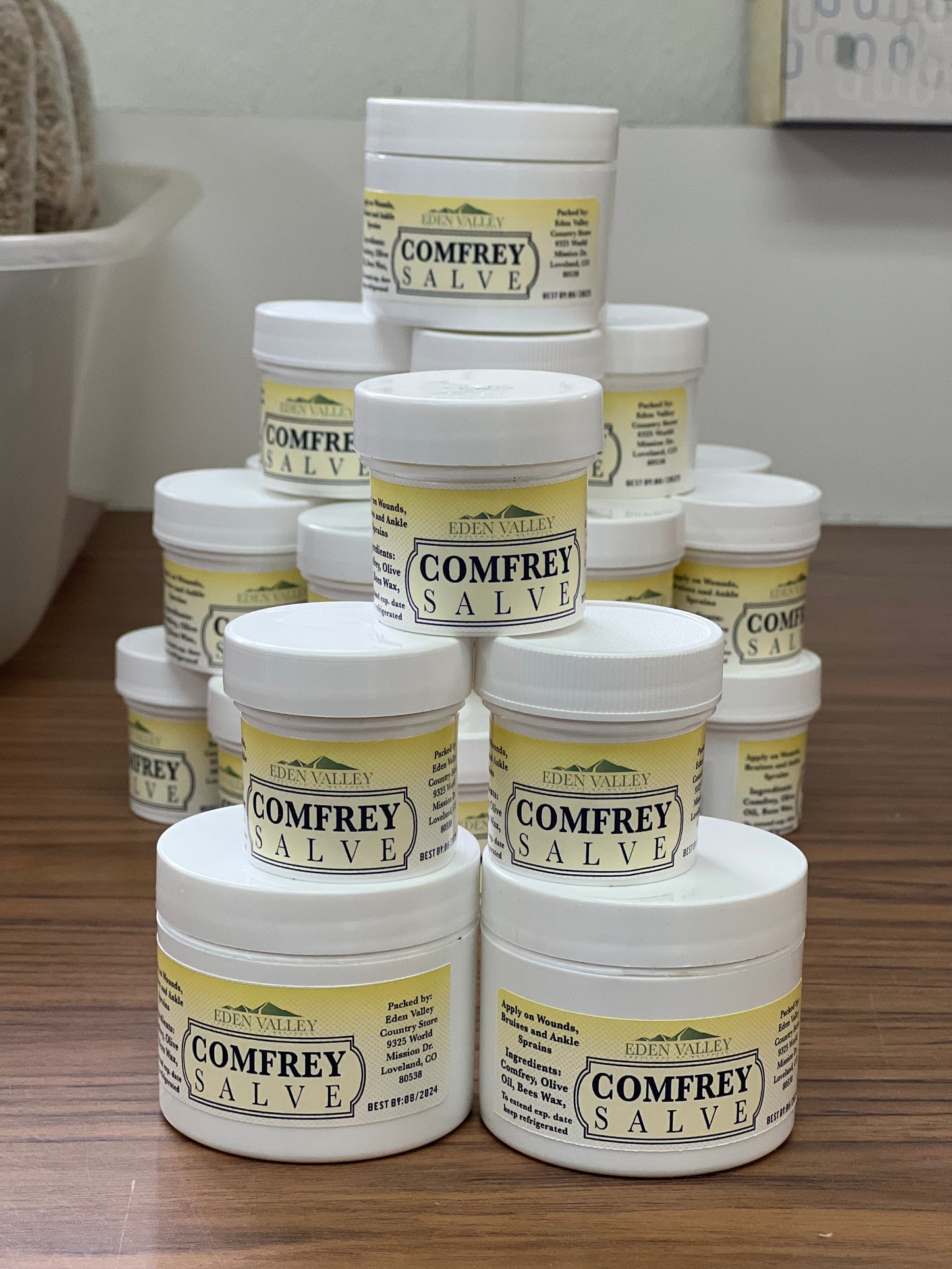 Salve, Comfrey